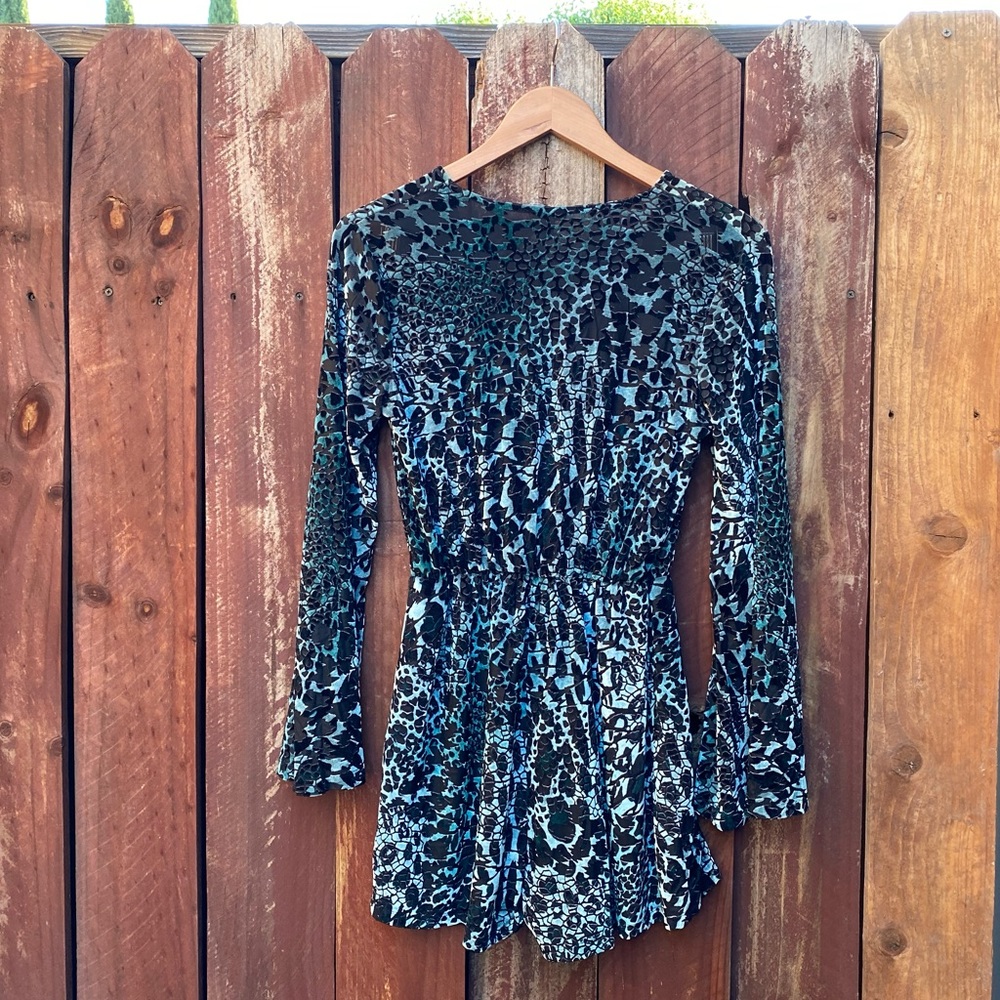 Ecote Teal Blue Leopard Print Romper - Picture 8 of 8